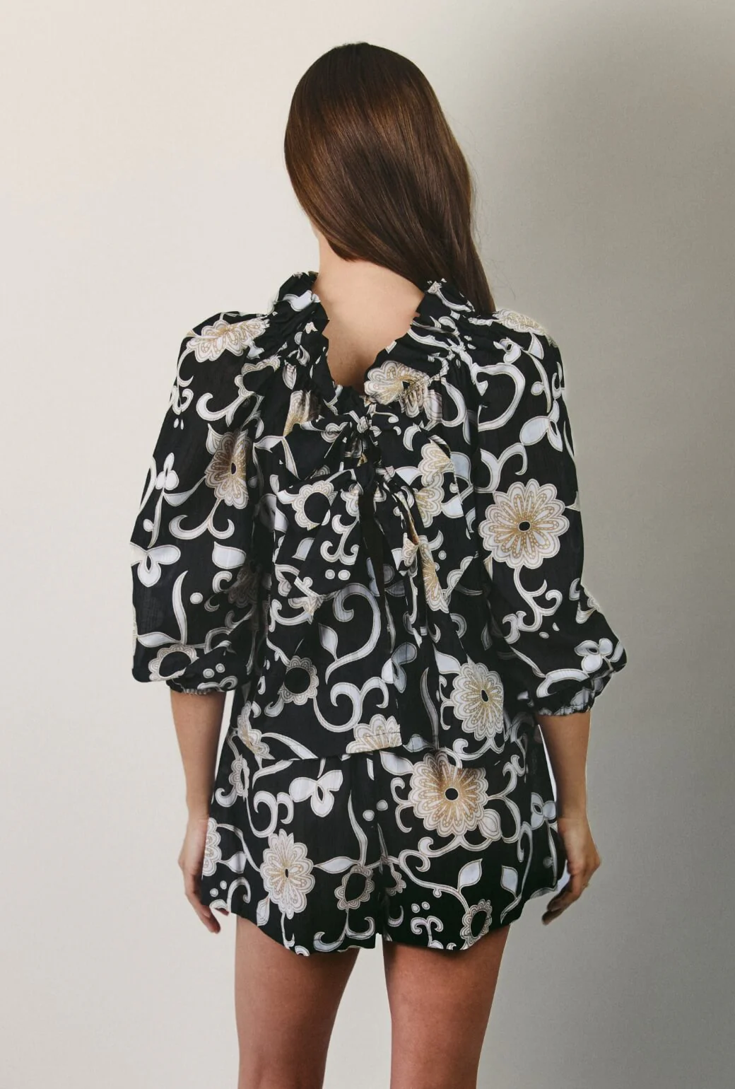 Bettie Ann Blouse - Black and Ivory Floral - Image 3