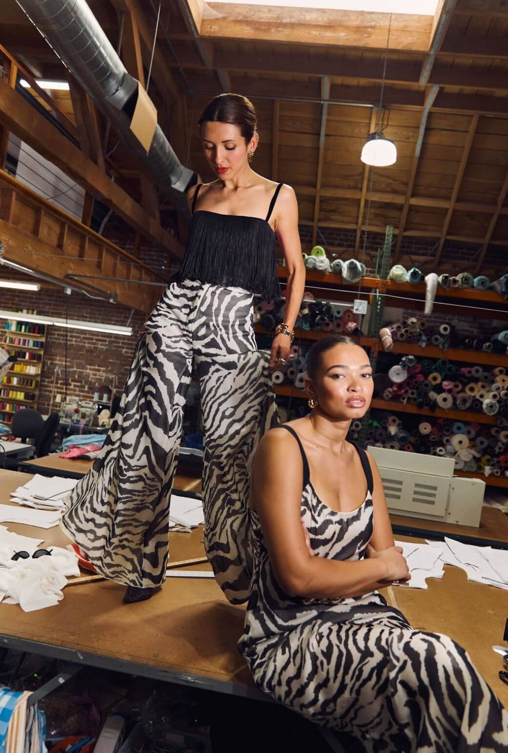 Buru x India The Camden Crop - Black - Image 3