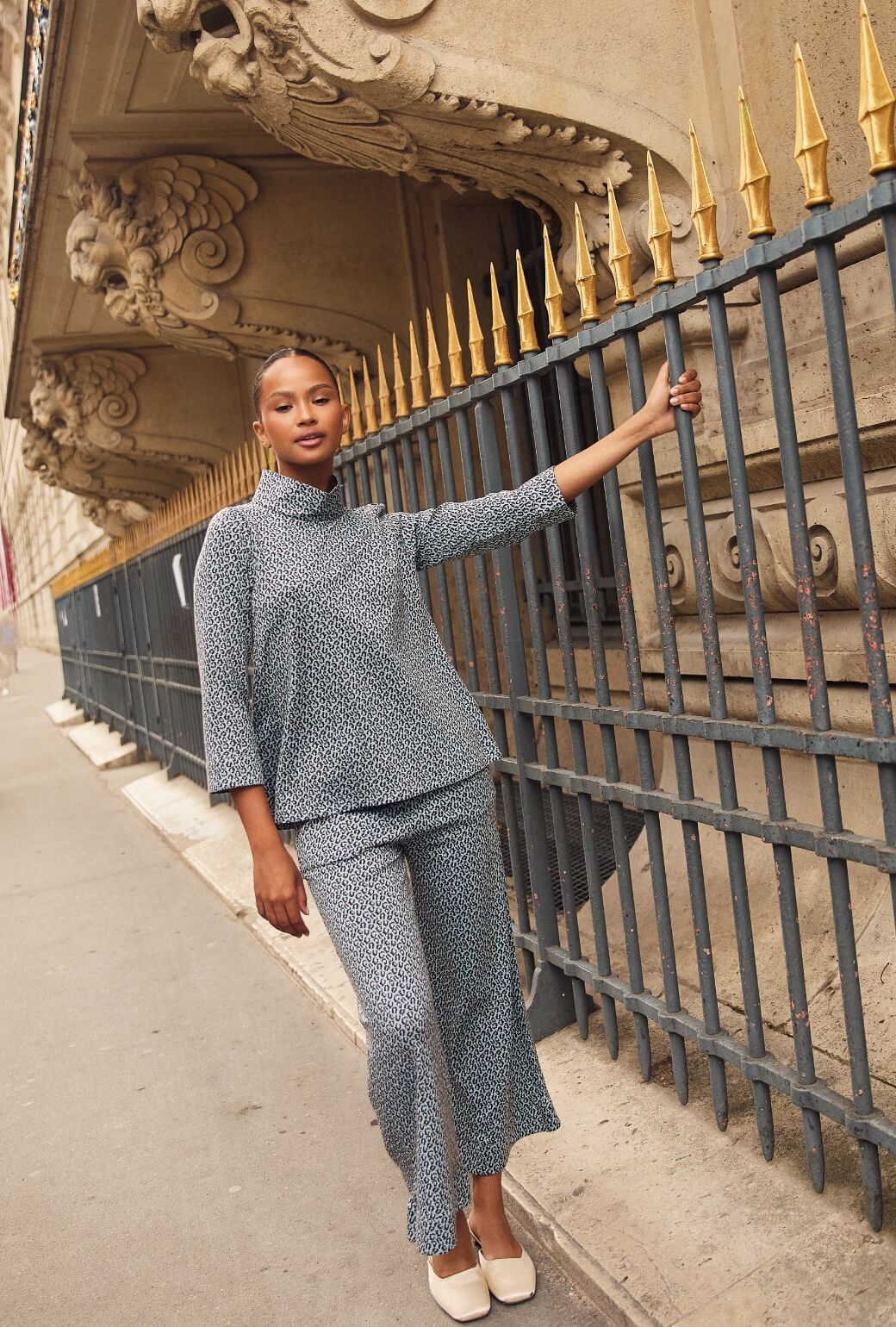 Long Sleeve Mod Top - Blue & Brown Cheetah Knit - Image 2