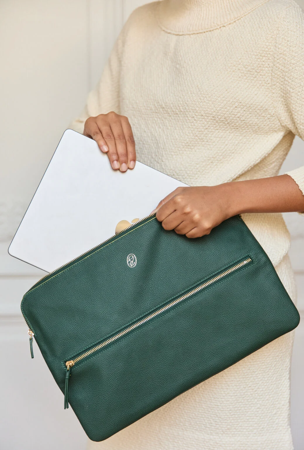 The East to West Clutch - Deep Green - Image 2